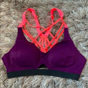 VS Sports Bra
